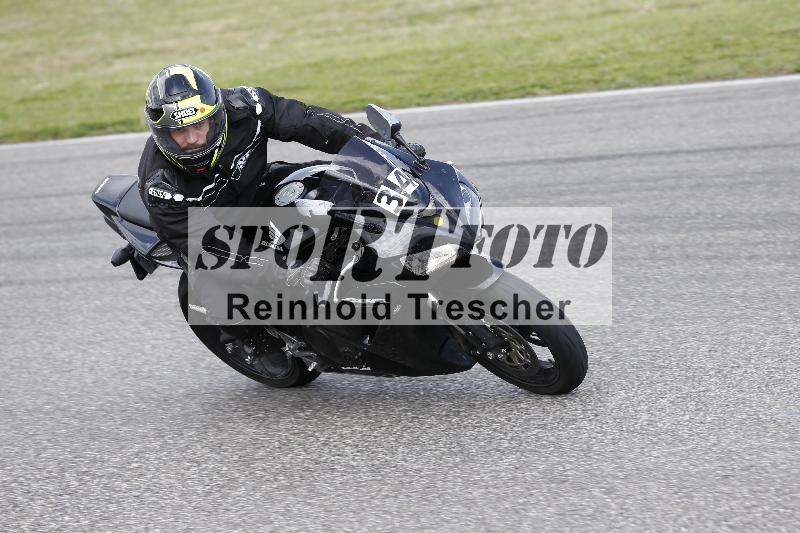 Archiv-2025/09 22.04.2025 Cornu Master School ADR/rot-rouge/34